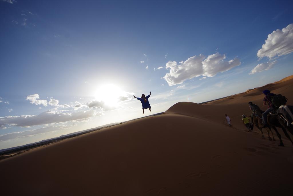 Sahara Camel Tours Camp Hotel Merzouga Room photo